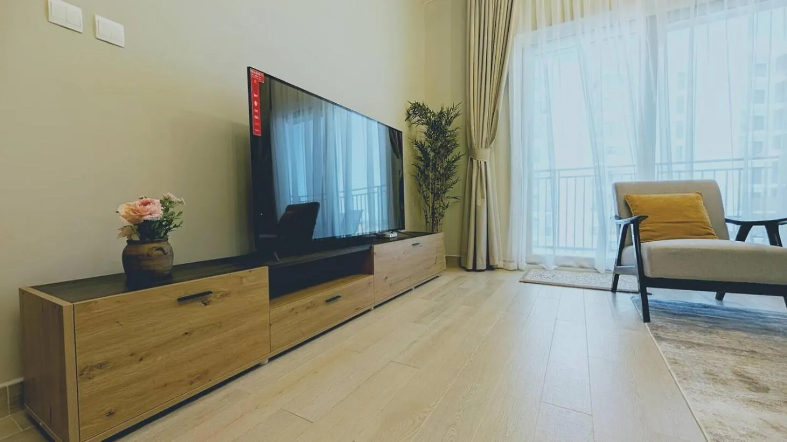 Central 2Br Apt Yas F1 Circuit Abu Dhabi